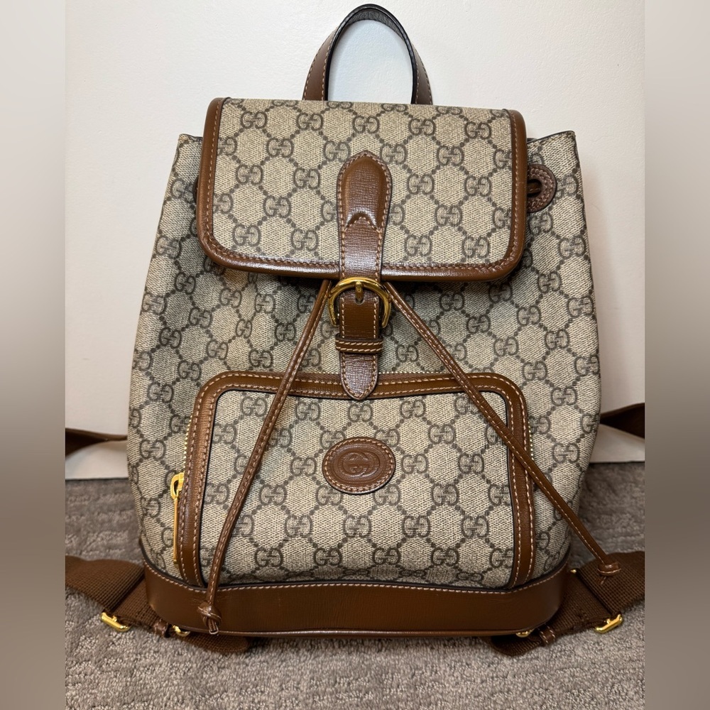 Gucci Interlocking G Logo Backpack - image 1